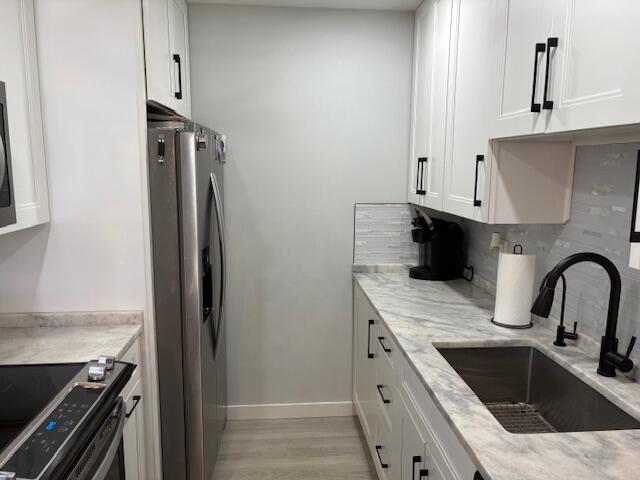 1015 Cornwall East, Unit 1015 Boca Raton, FL 33434 - Photo 3 of 20 Kitchen