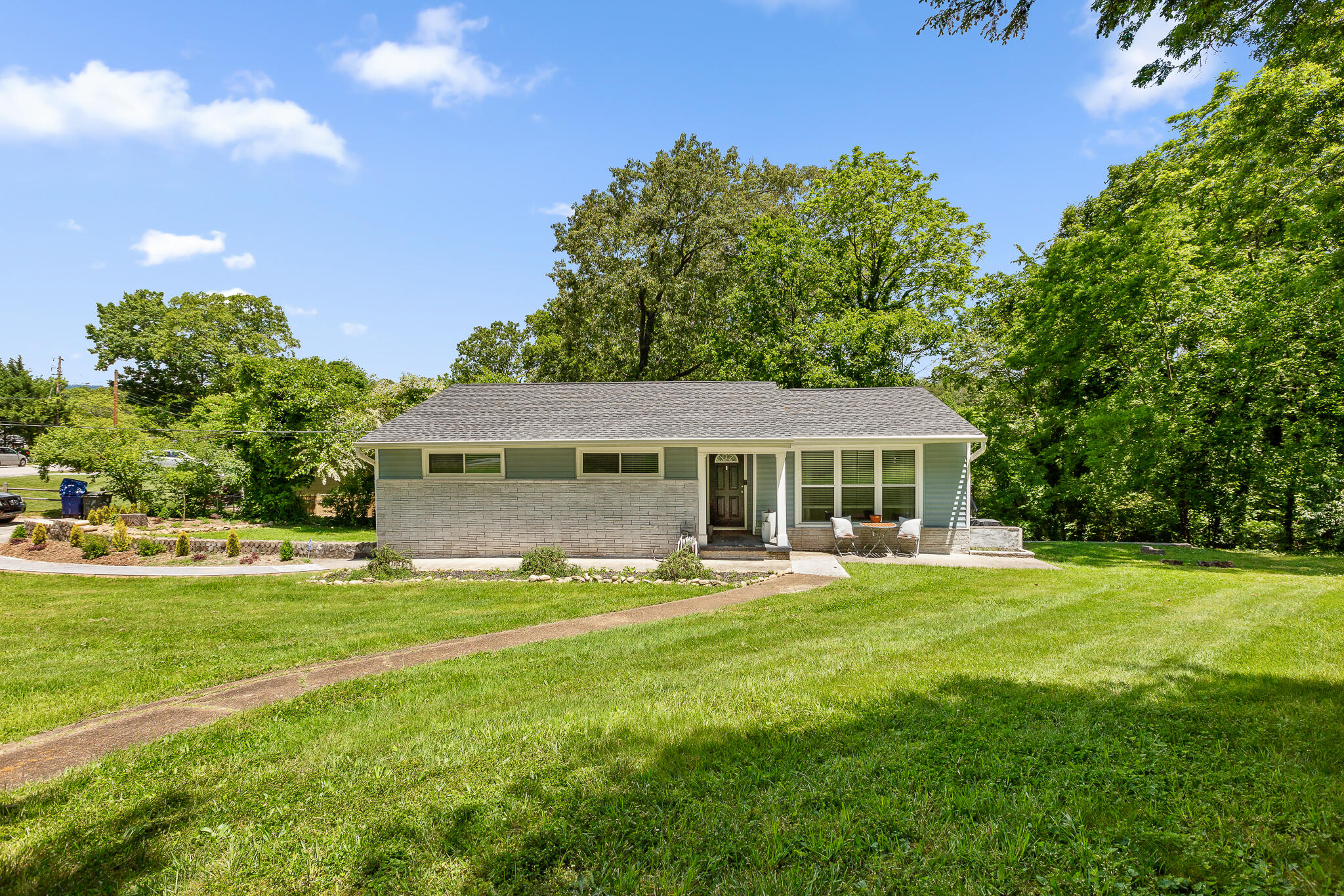 707 Intermont Road Chattanooga, TN 37415 - Photo 2 of 31 Intermont-25