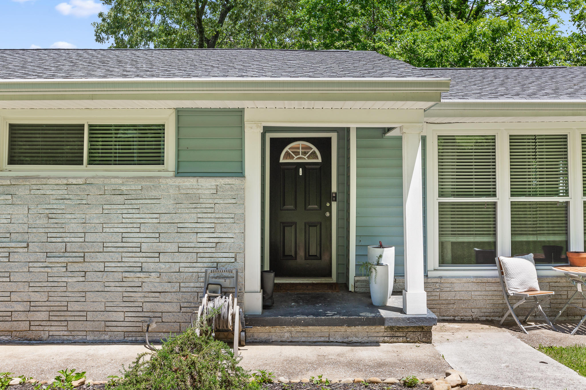 707 Intermont Road Chattanooga, TN 37415 - Photo 3 of 31 Intermont-27