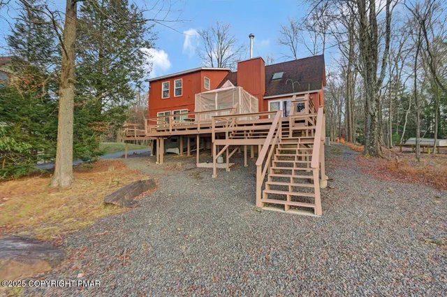 $1,100,000 | 86 Longfellow Circle, Albrightsville, PA 18210