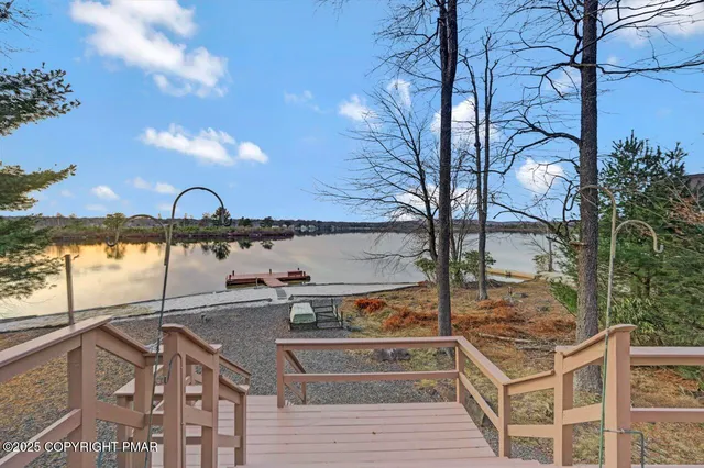 $1,100,000 | 86 Longfellow Circle, Albrightsville, PA 18210