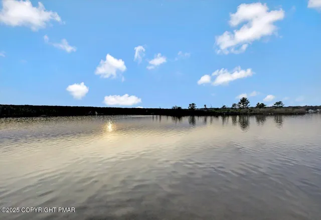 $1,100,000 | 86 Longfellow Circle, Albrightsville, PA 18210