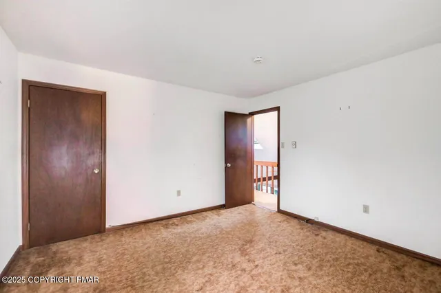 $1,100,000 | 86 Longfellow Circle, Albrightsville, PA 18210