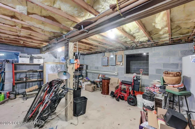 $1,100,000 | 86 Longfellow Circle, Albrightsville, PA 18210