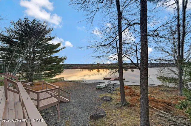 $1,100,000 | 86 Longfellow Circle, Albrightsville, PA 18210