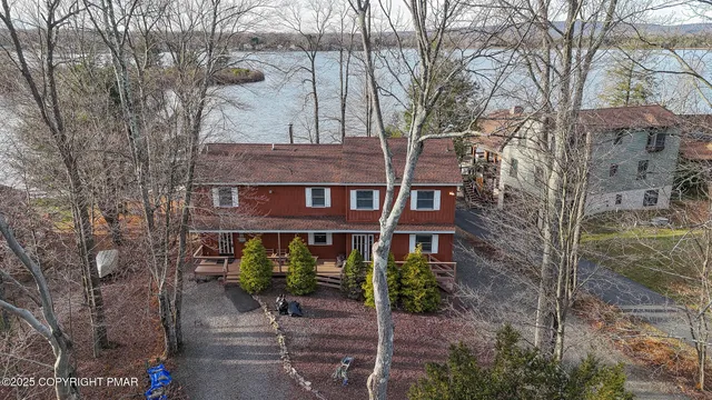 $1,100,000 | 86 Longfellow Circle, Albrightsville, PA 18210