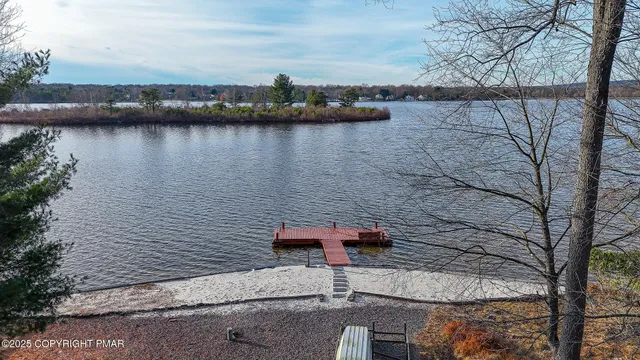 $1,100,000 | 86 Longfellow Circle, Albrightsville, PA 18210