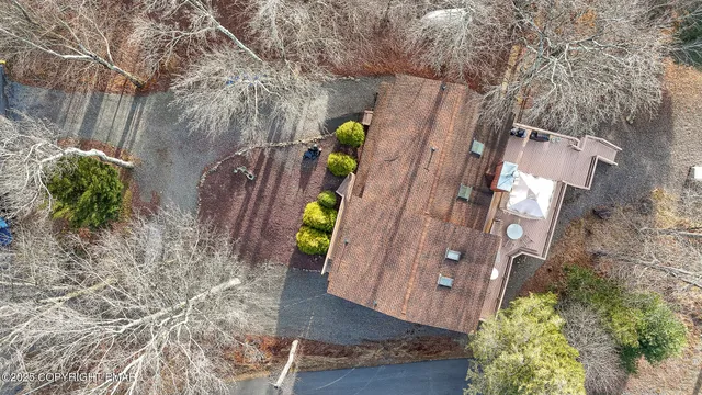 $1,100,000 | 86 Longfellow Circle, Albrightsville, PA 18210