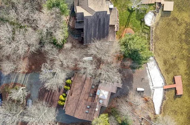 $1,100,000 | 86 Longfellow Circle, Albrightsville, PA 18210