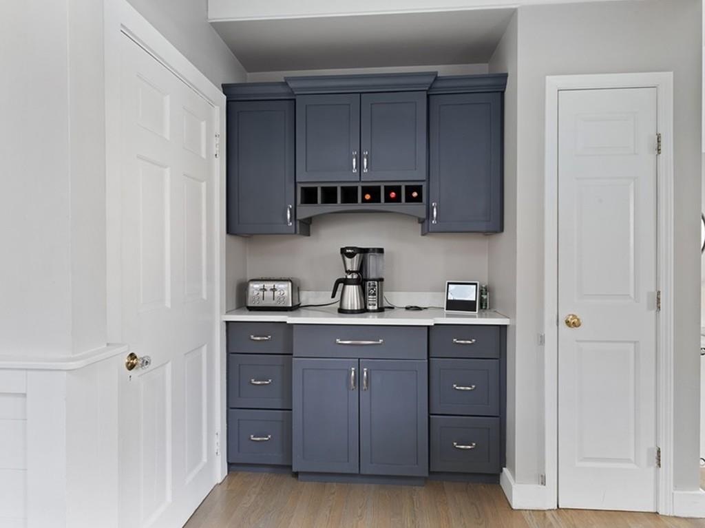 19 Beal Street Hingham, MA 02043 - Photo 3 of 20