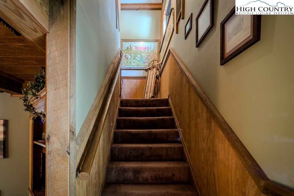 35 Maple Drive, Unit B Banner Elk, NC 28604 - Photo 16 of 21 a view of entryway