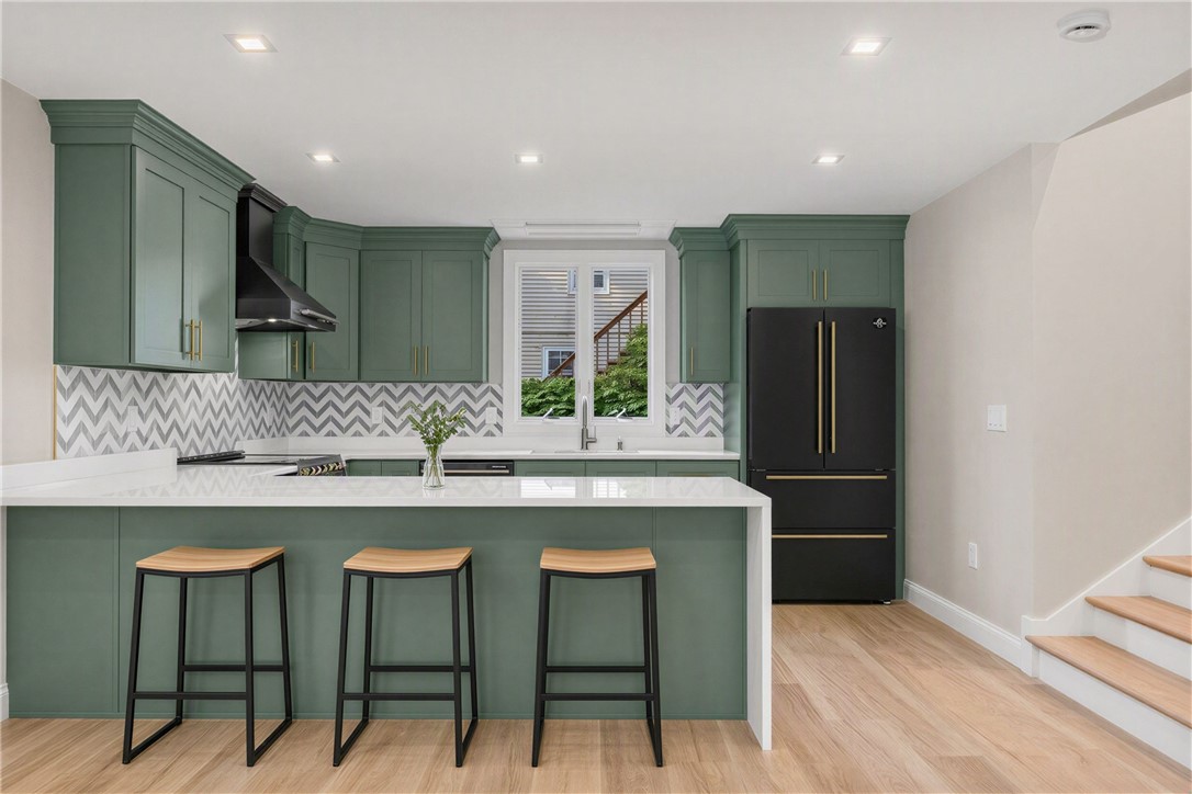 6 Potter Street Newport, RI 02840 - Photo 4 of 22