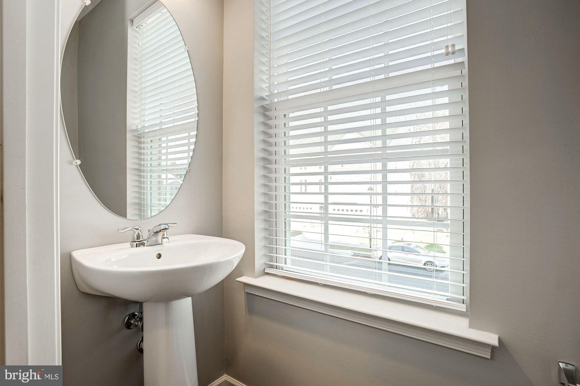 914 Sandy Run Road Baltimore, MD 21220 - Photo 26 of 34 Powder Room