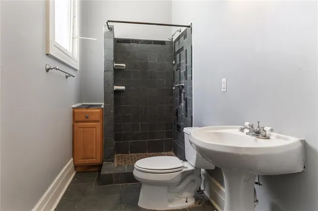 $3,200 | 1829 Bordeaux Street, New Orleans, LA 70115