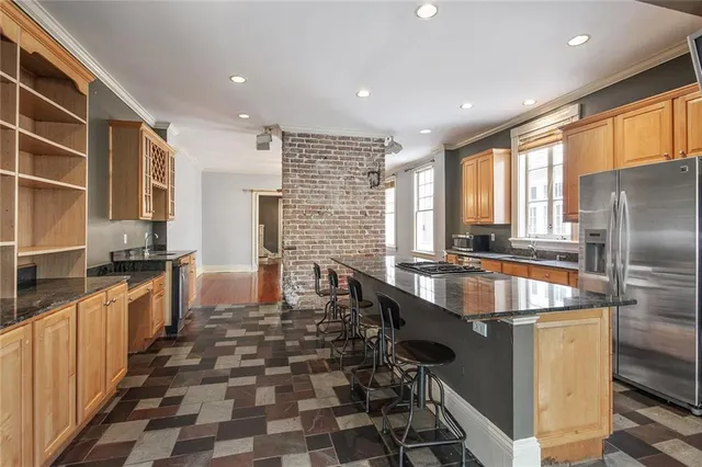 $3,200 | 1829 Bordeaux Street, New Orleans, LA 70115