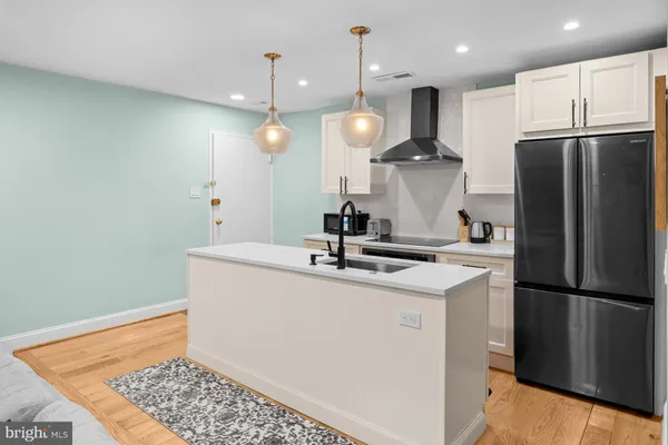 $2,200 | 9820 Georgia Avenue, Unit 21302, Silver Spring, MD 20902