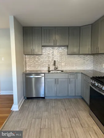 $2,300 | 3243 Lester Road, Philadelphia, PA 19154