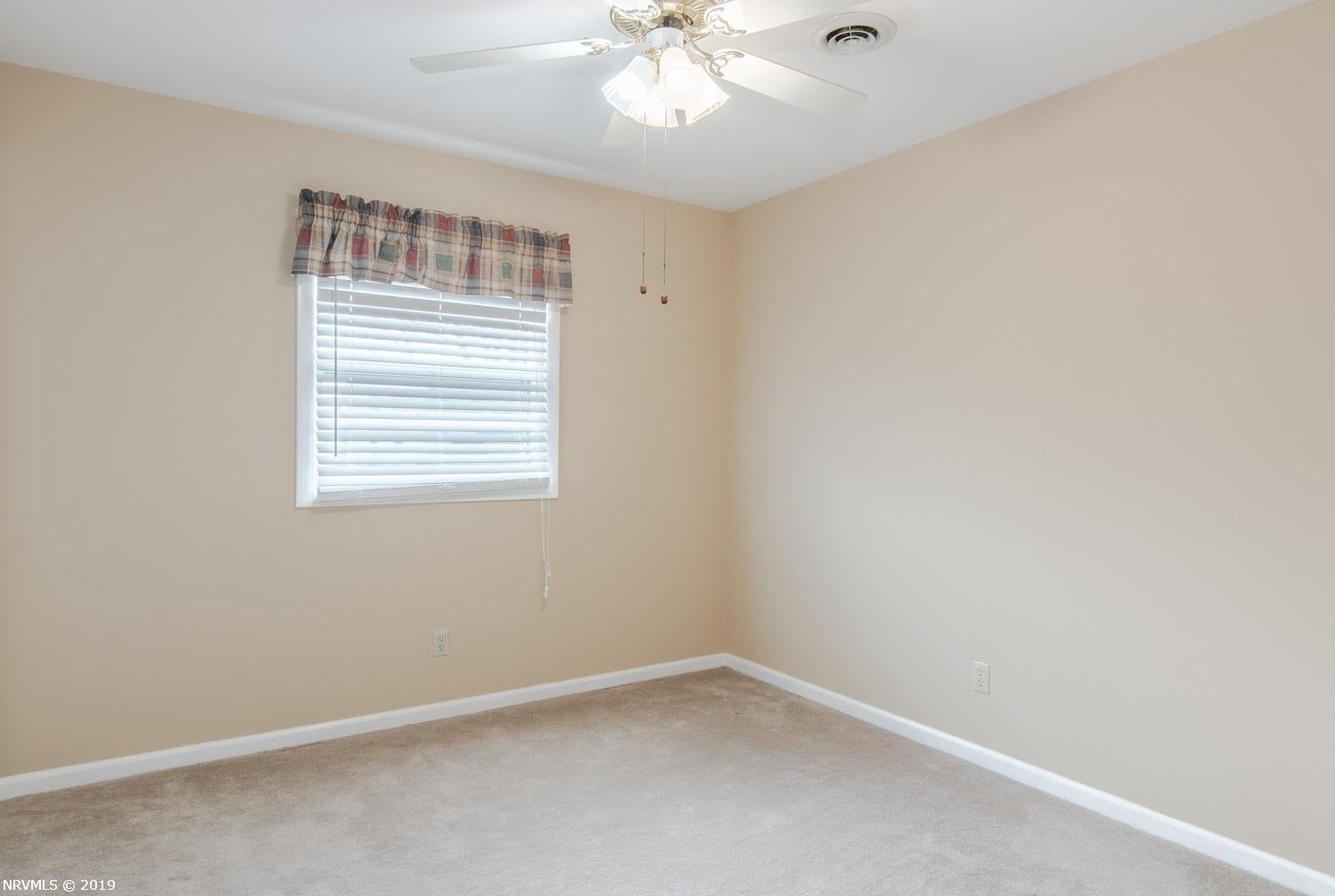 7737 Brandon Road Radford, VA 24141 - Photo 45 of 58 Gallery Image 45