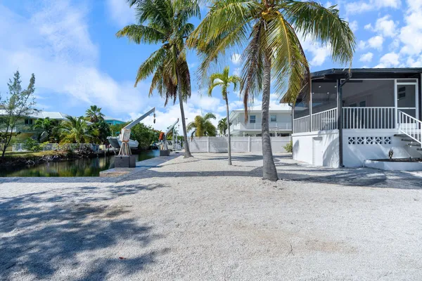 $979,999 | 30368 Killdeer Lane, Big Pine Key, FL 33043