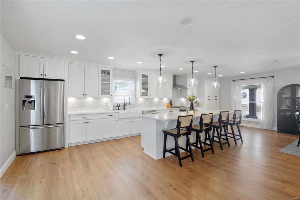 911 Parkwatch Drive Ballwin, MO 63011 - Photo 4 of 45