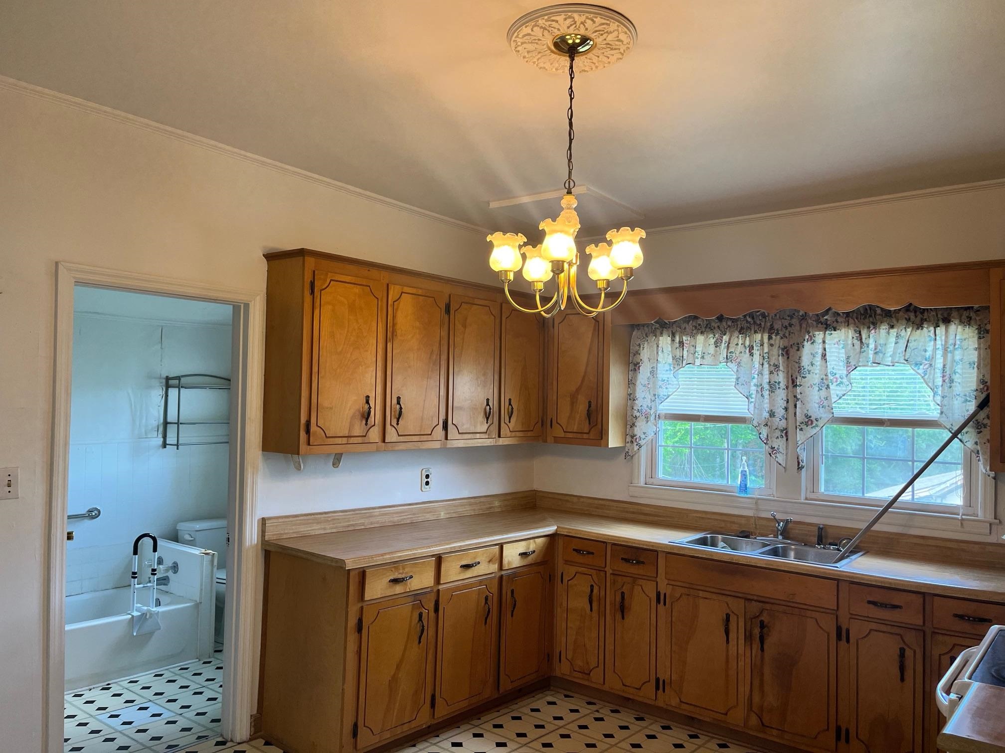 112 South 2nd Street Lockhart, SC 29379 - Photo 4 of 22