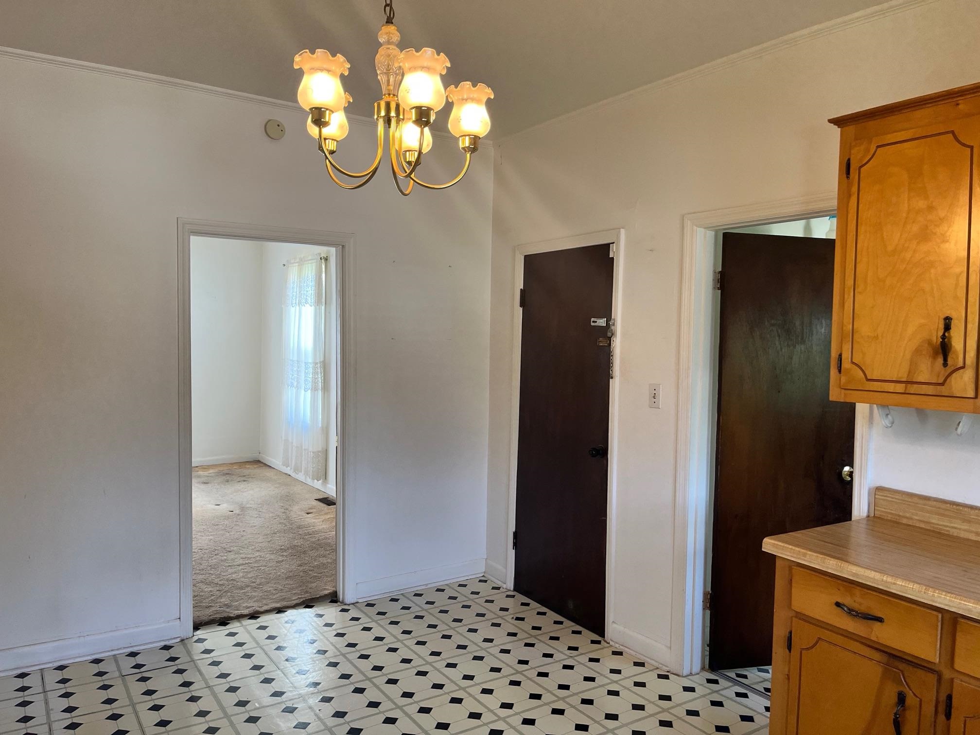 112 South 2nd Street Lockhart, SC 29379 - Photo 5 of 22