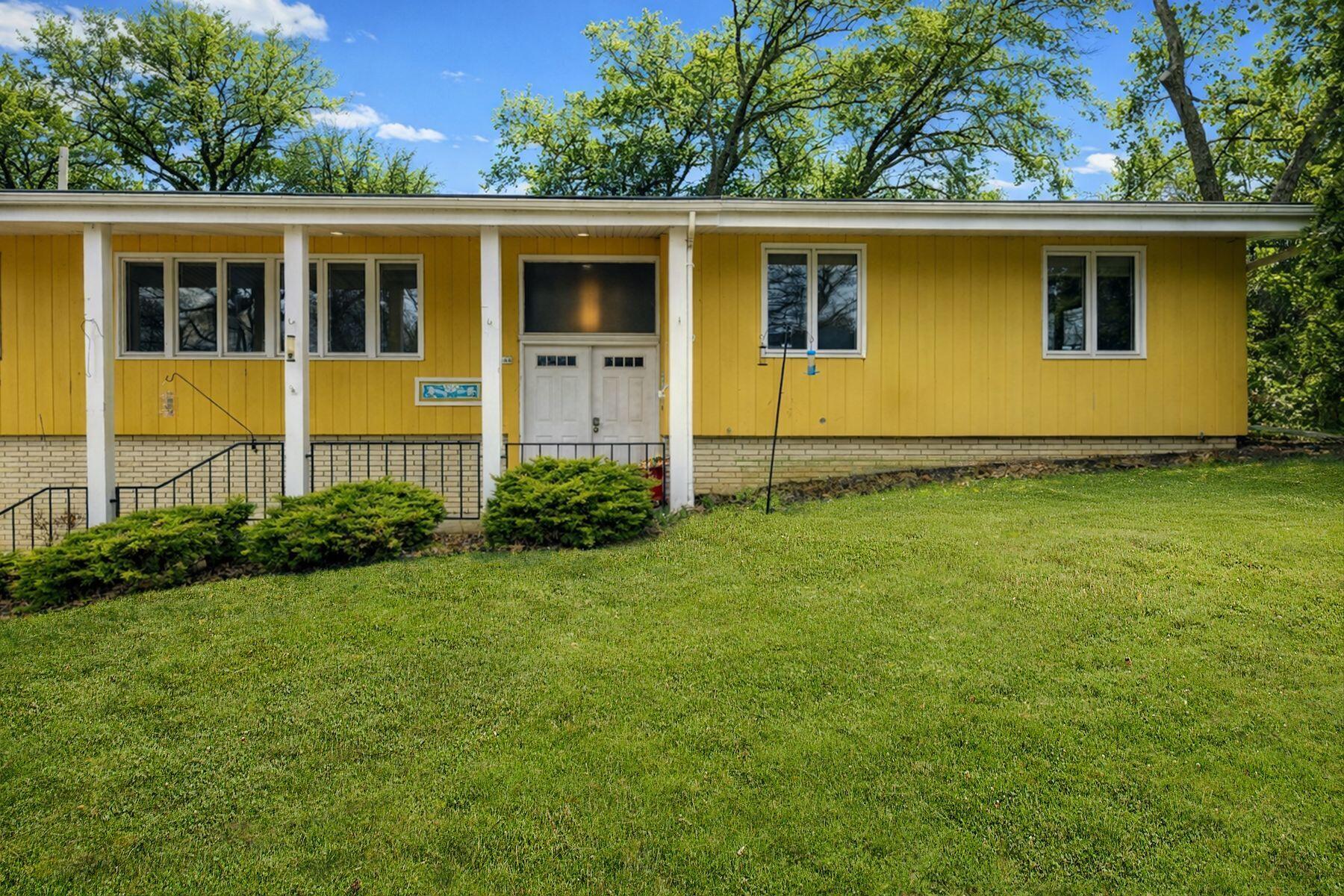 6644 Columbus Drive Middleton, WI 53562 - Photo 32 of 36 Front View