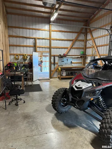 $198,500 | 814 Hyde Park Road, Royalton, IL 62983