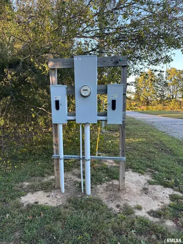 $198,500 | 814 Hyde Park Road, Royalton, IL 62983