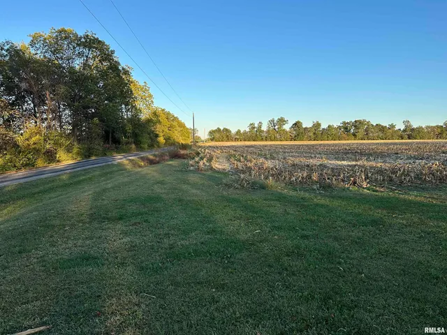 $198,500 | 814 Hyde Park Road, Royalton, IL 62983