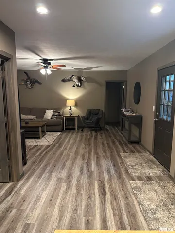 $198,500 | 814 Hyde Park Road, Royalton, IL 62983