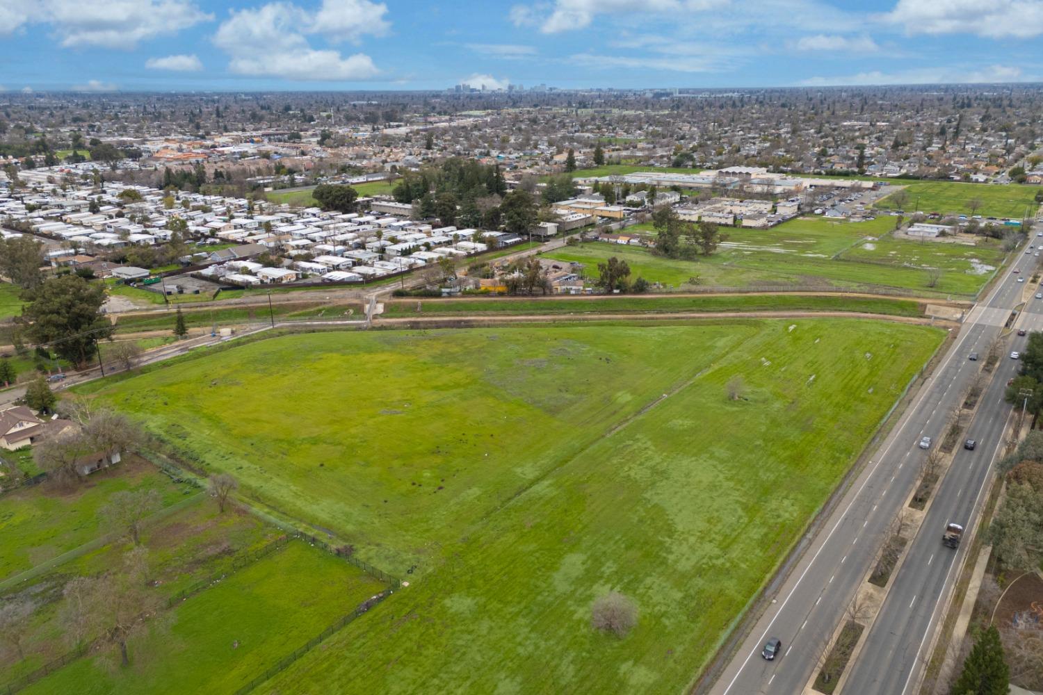 6451 Elder Creek Road Sacramento, CA 95824 - Photo 6 of 21 a view of a city