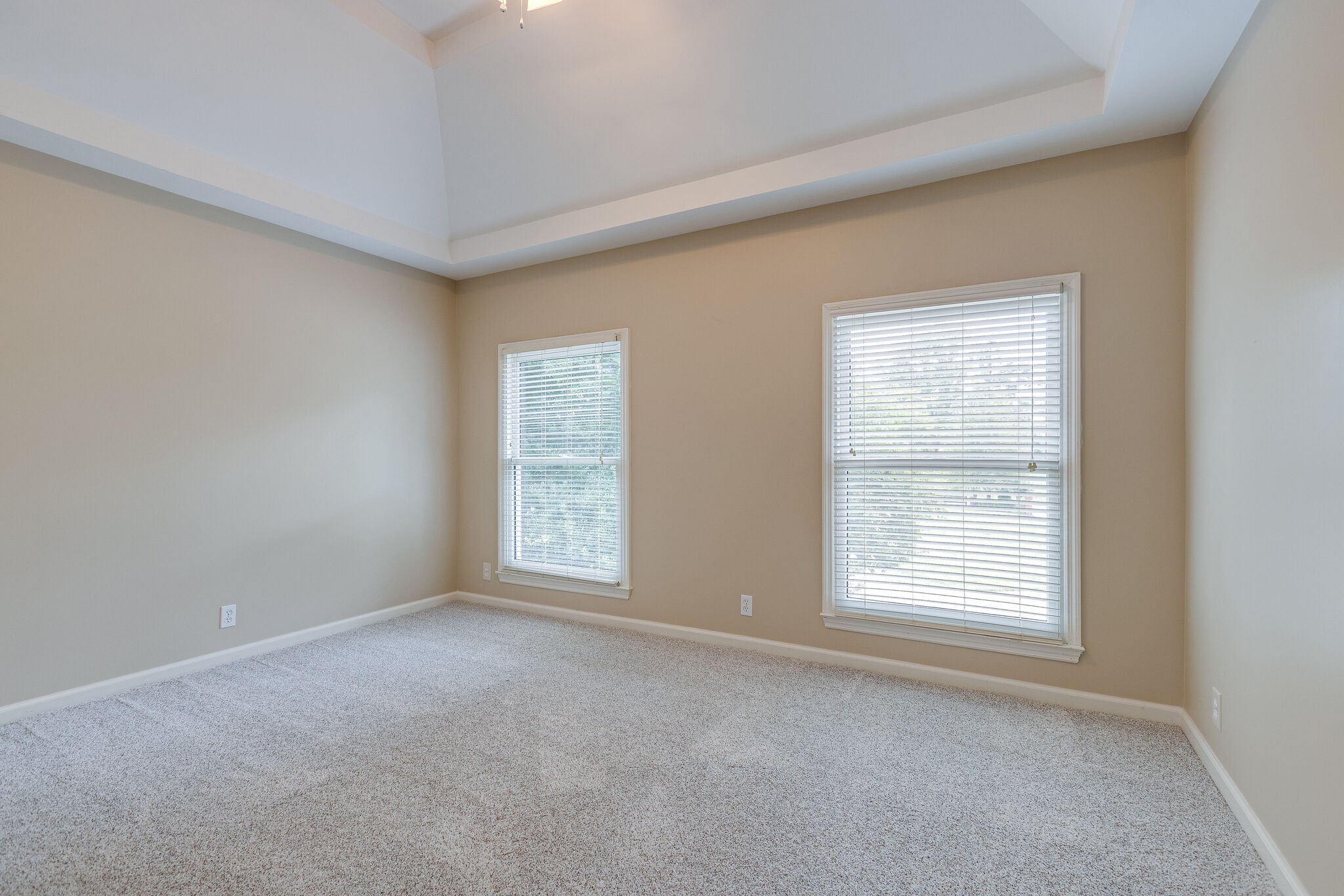 9501 Clovercroft Road Franklin, TN 37067 - Photo 45 of 70 an empty room with a window