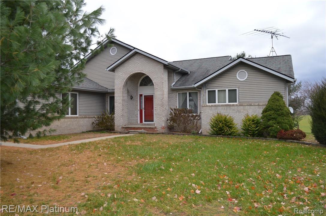 8256 Antcliff Road Howell, MI 48855 - Photo 16 of 26 DSC_0446.JPG