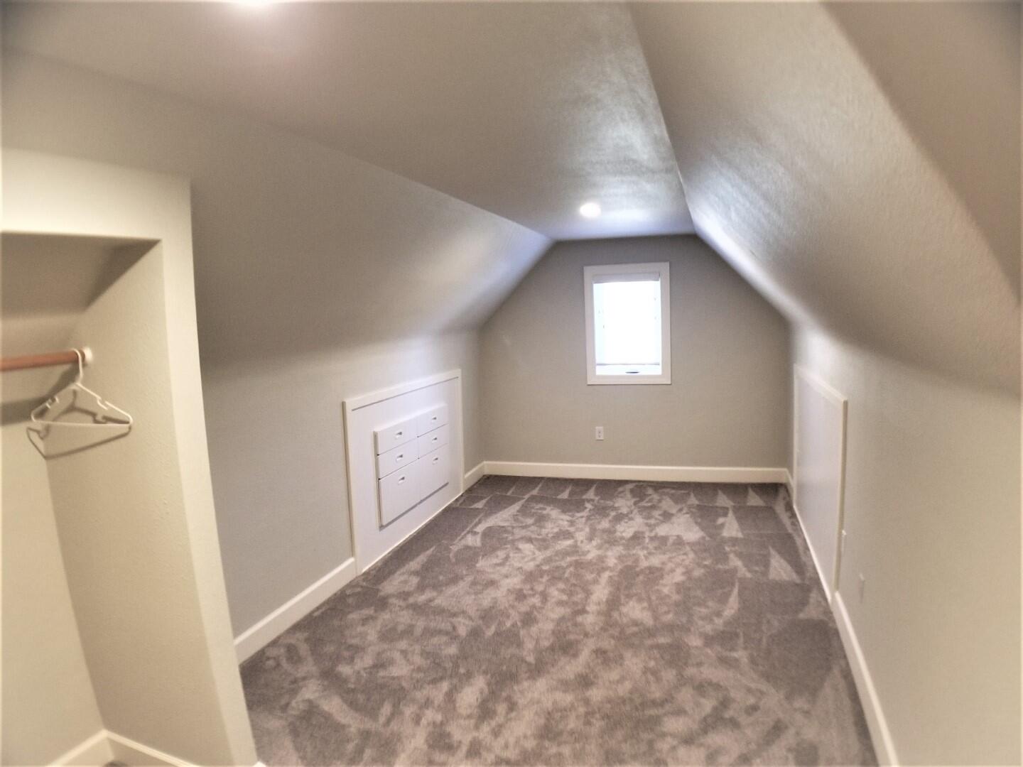 2328 Ruhl Way Medford, OR 97504 - Photo 12 of 19 Bedroom One