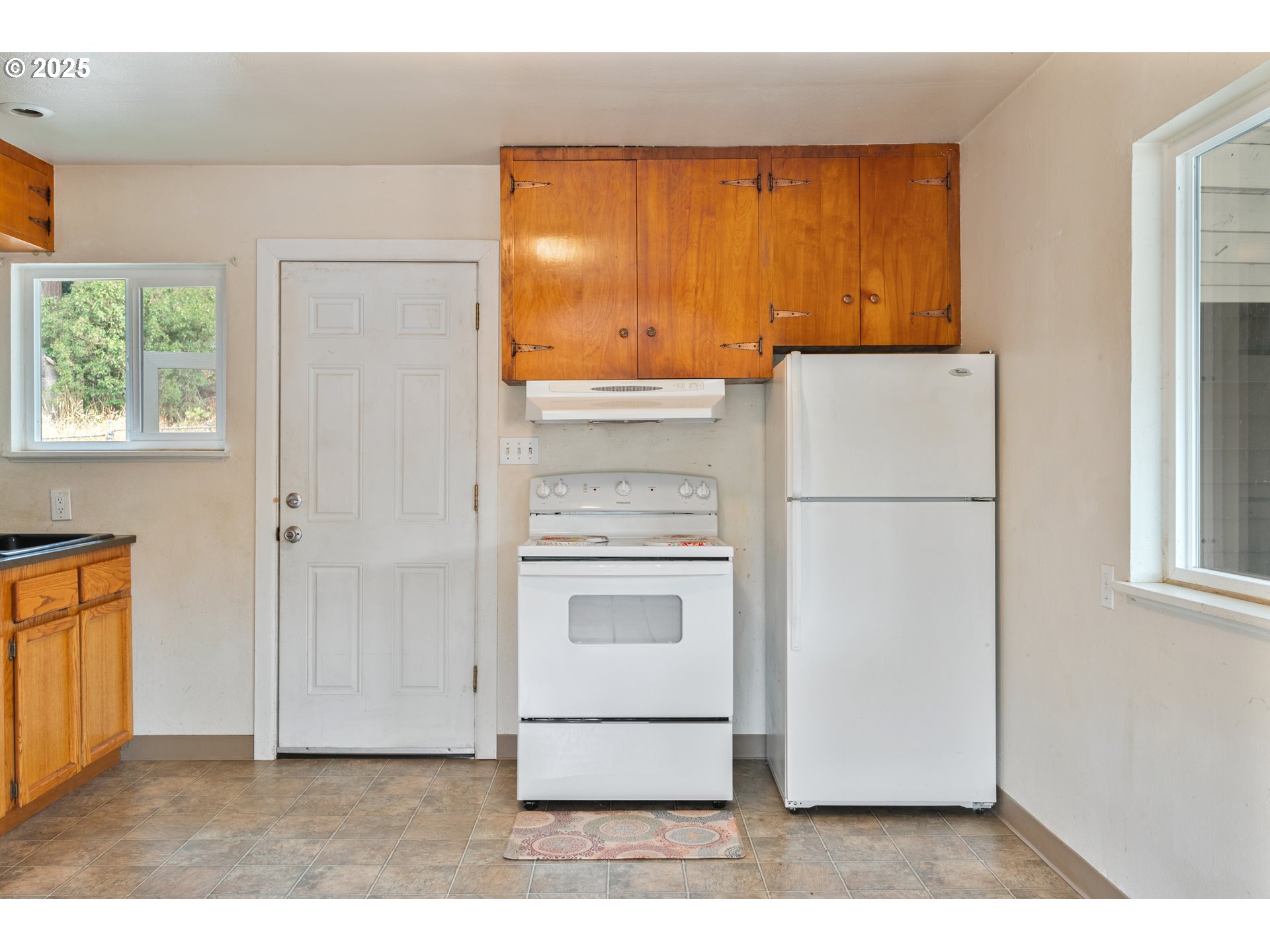 198 Cloverdale Road Kalama, WA 98625 - Photo 11 of 22 Gallery Image 11