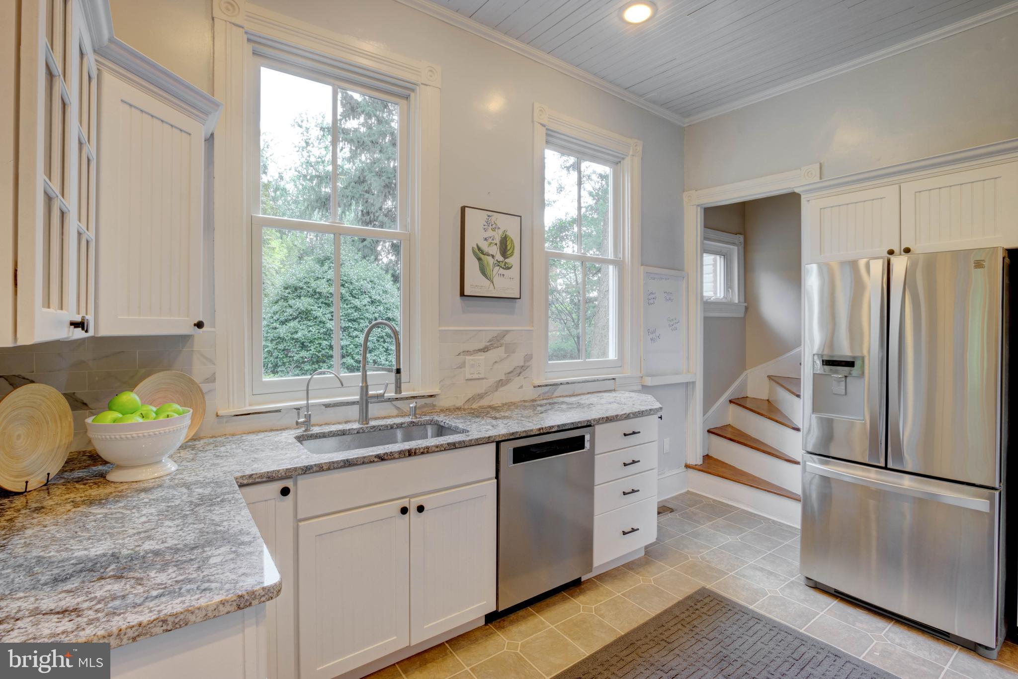 205 Aigburth Road Towson, MD 21286 - Photo 22 of 64