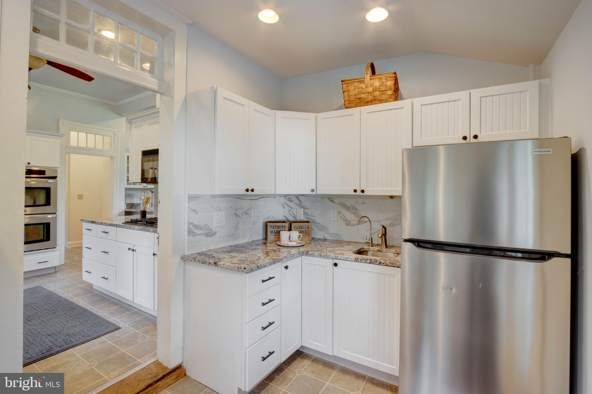 205 Aigburth Road Towson, MD 21286 - Photo 23 of 64