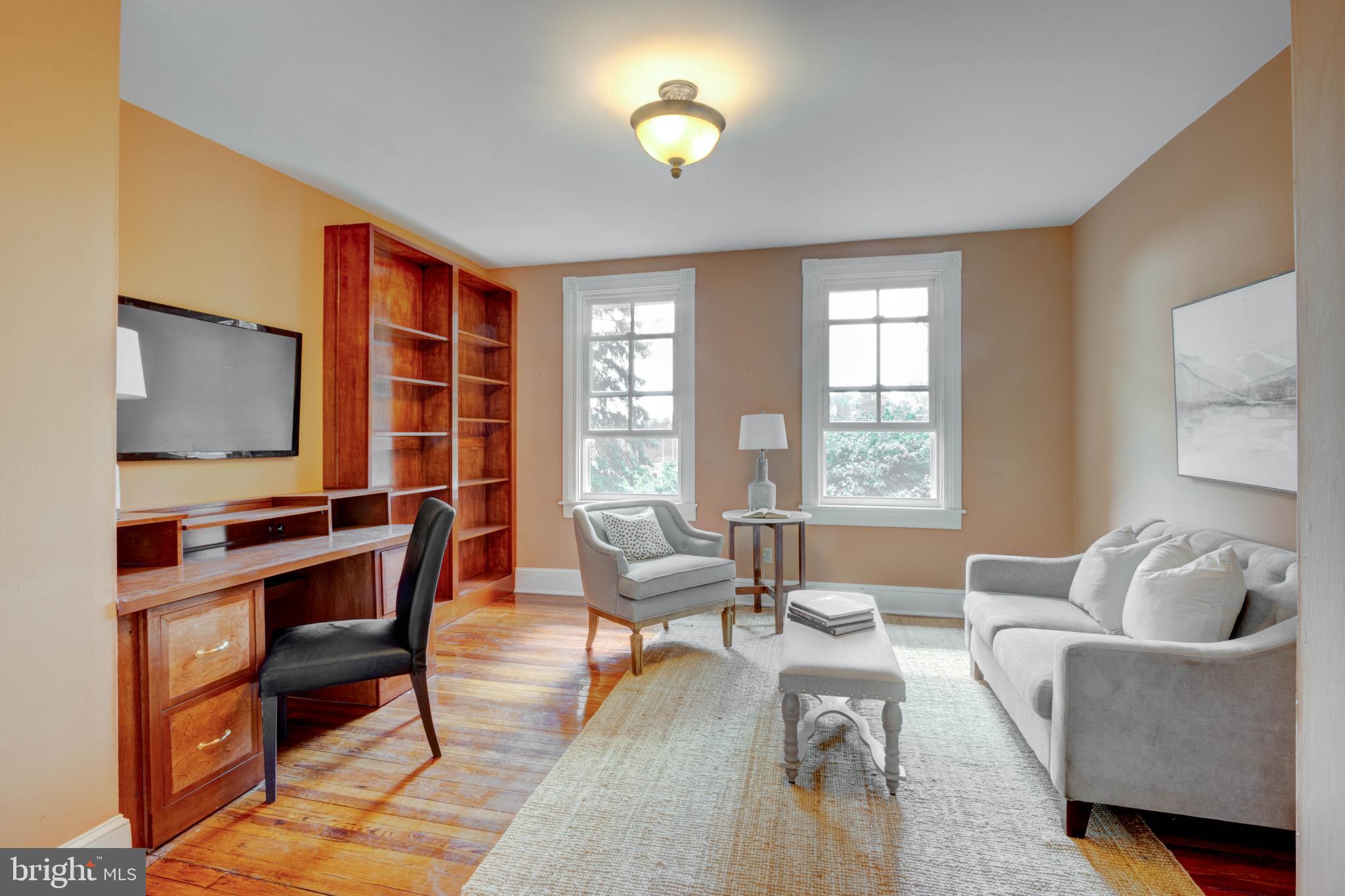 205 Aigburth Road Towson, MD 21286 - Photo 35 of 64 2nd fl office