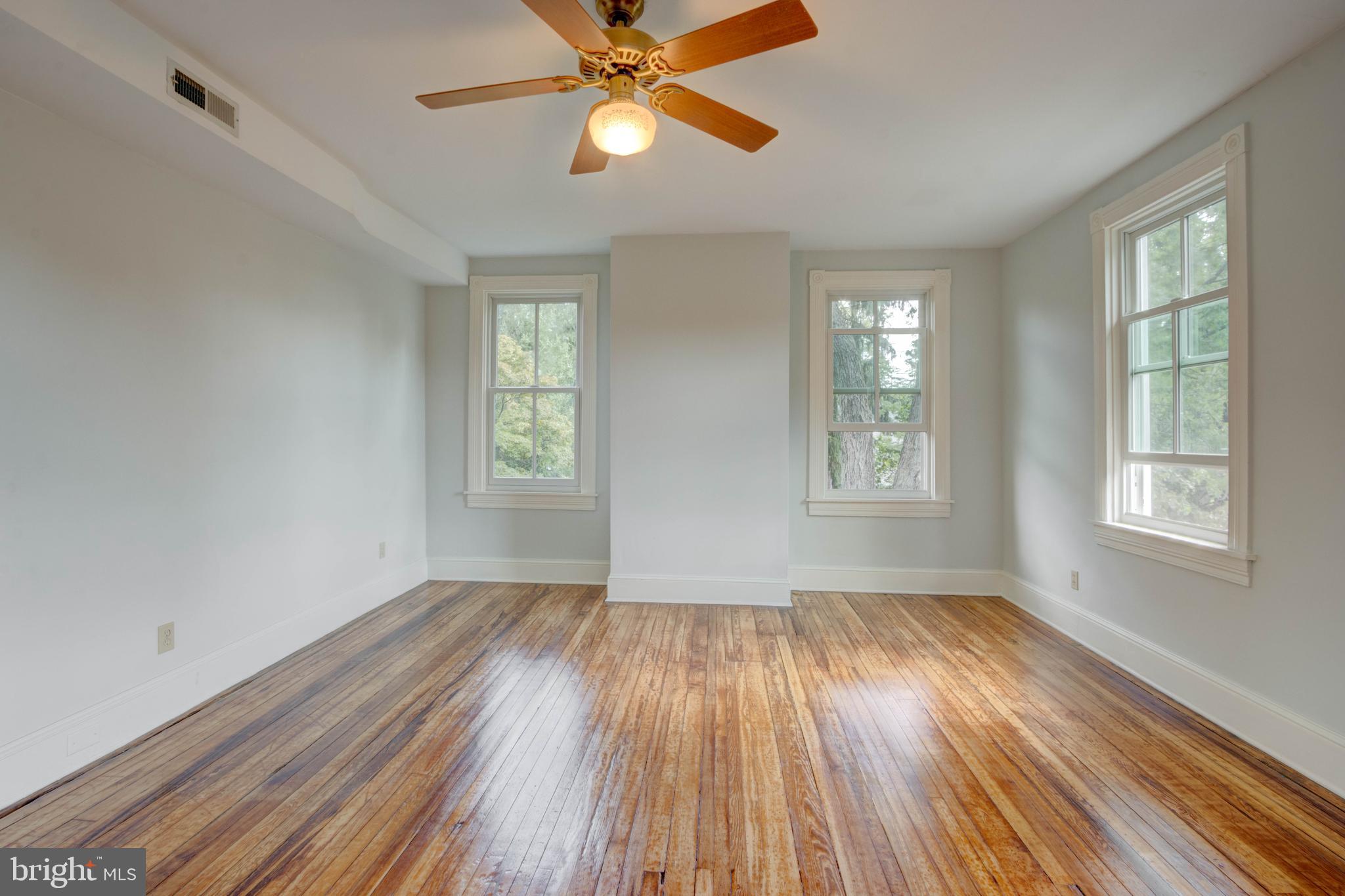 205 Aigburth Road Towson, MD 21286 - Photo 38 of 64 2nd fl 2nd Bed