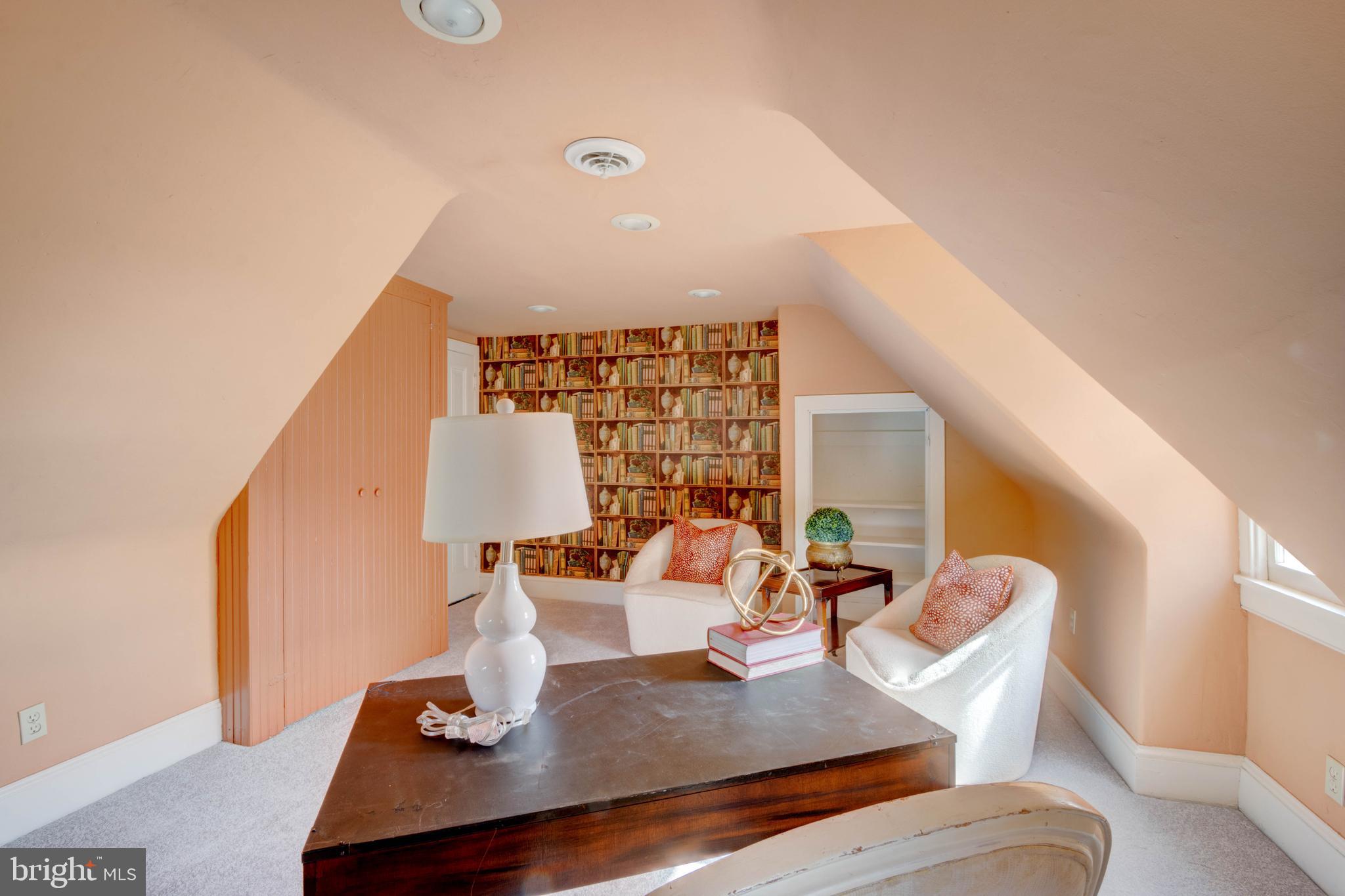 205 Aigburth Road Towson, MD 21286 - Photo 44 of 64 3rd fl office