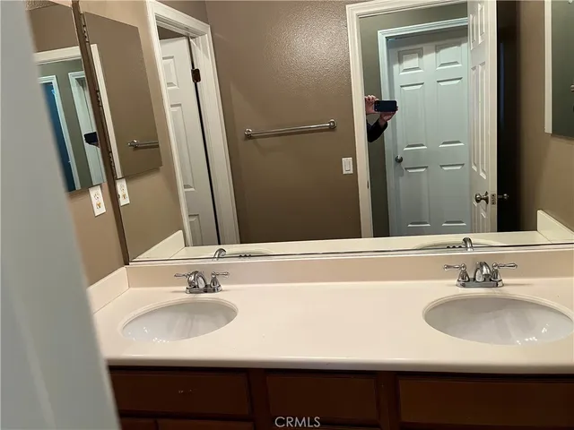 $899,000 | 14354 Wolfhound Street, Eastvale, CA 92880