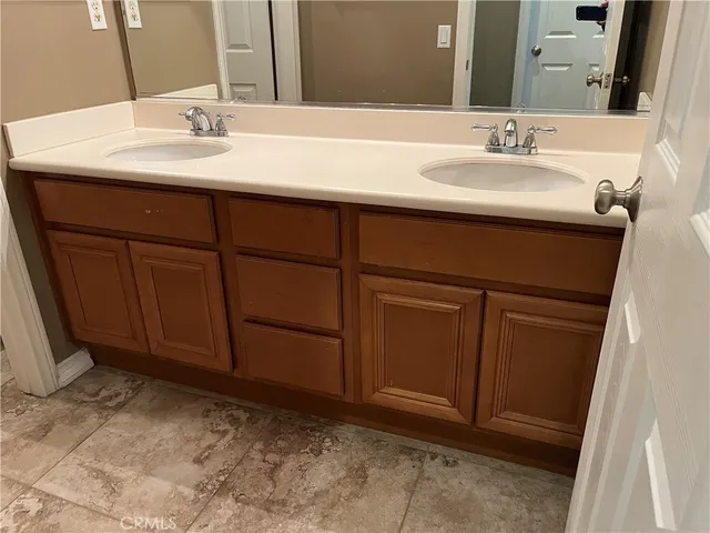 $899,000 | 14354 Wolfhound Street, Eastvale, CA 92880