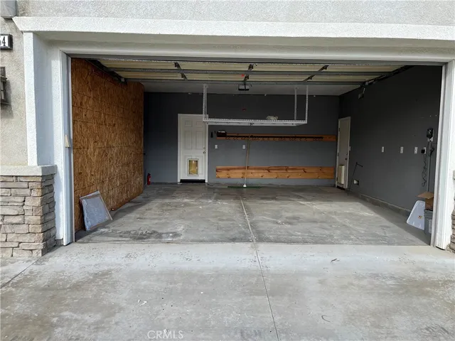 $899,000 | 14354 Wolfhound Street, Eastvale, CA 92880