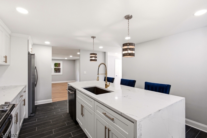 48 Petersburg Road Hackettstown, NJ 07840 - Photo 13 of 36