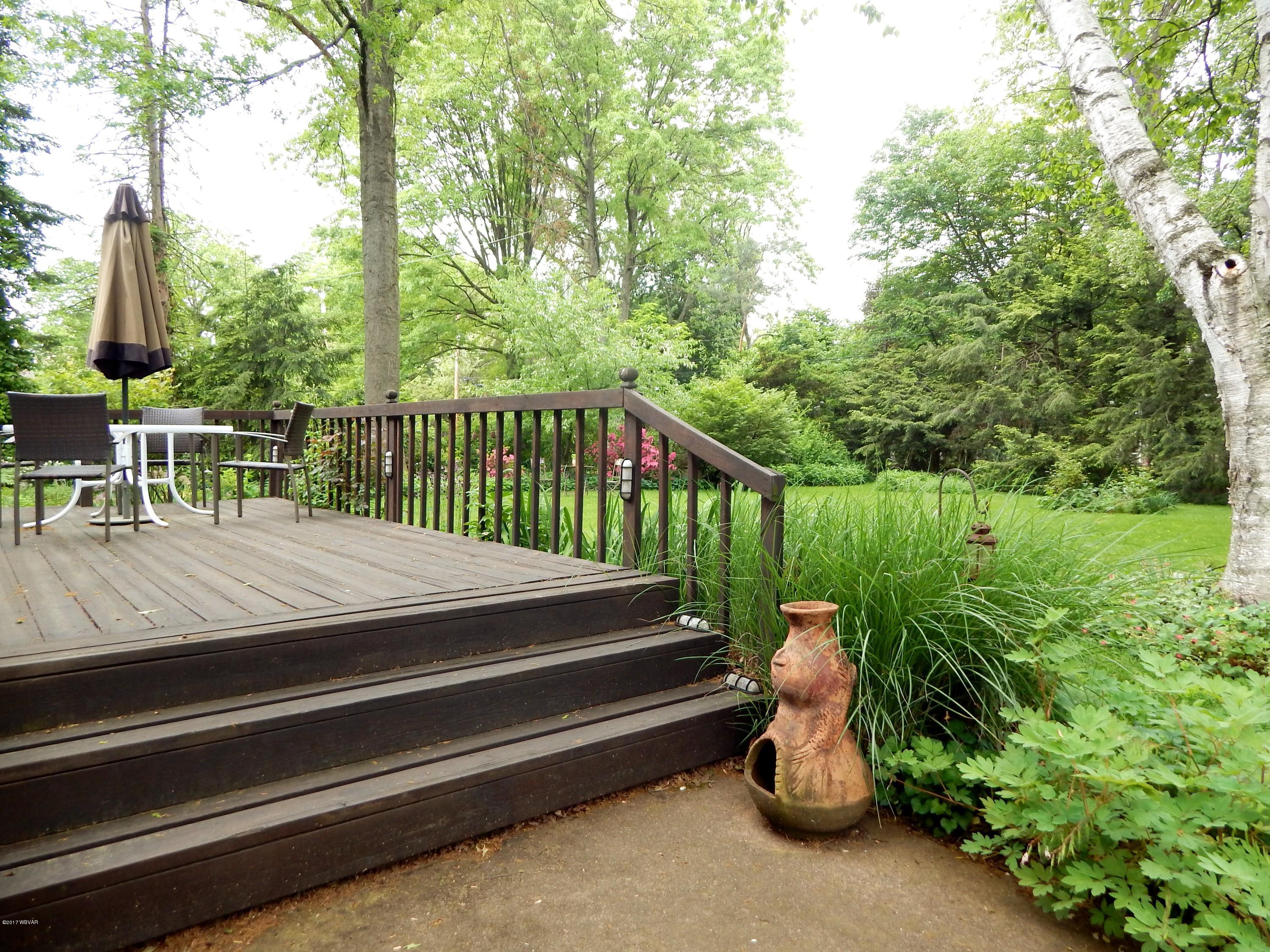 2445 Reed Street Williamsport, PA 17701 - Photo 24 of 26 Backyard Deck