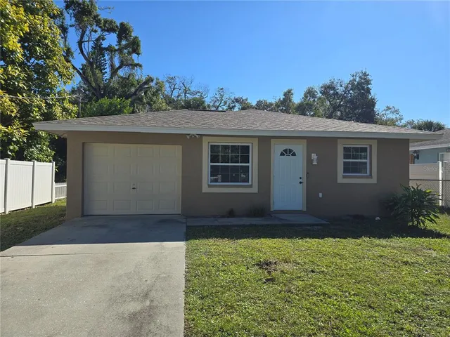 $324,900 | 1215 6th Street West, Bradenton, FL 34205