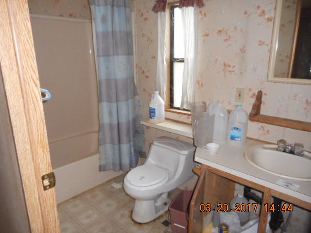 14853 Ravine Road Redding, CA 96003 - Photo 11 of 15 DSCN1540