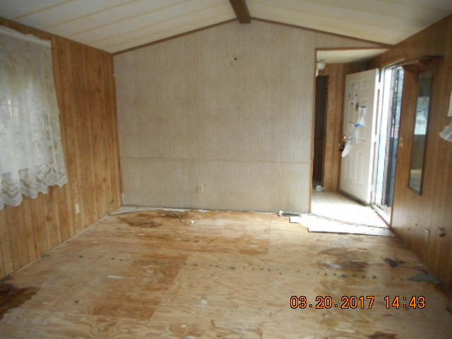 14853 Ravine Road Redding, CA 96003 - Photo 8 of 15 DSCN1537