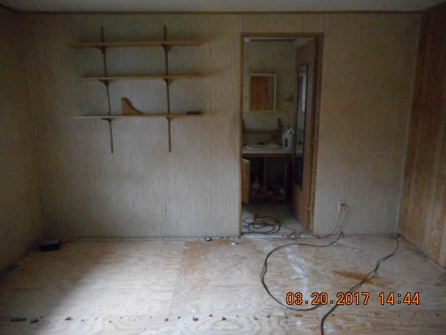 14853 Ravine Road Redding, CA 96003 - Photo 10 of 15 DSCN1539
